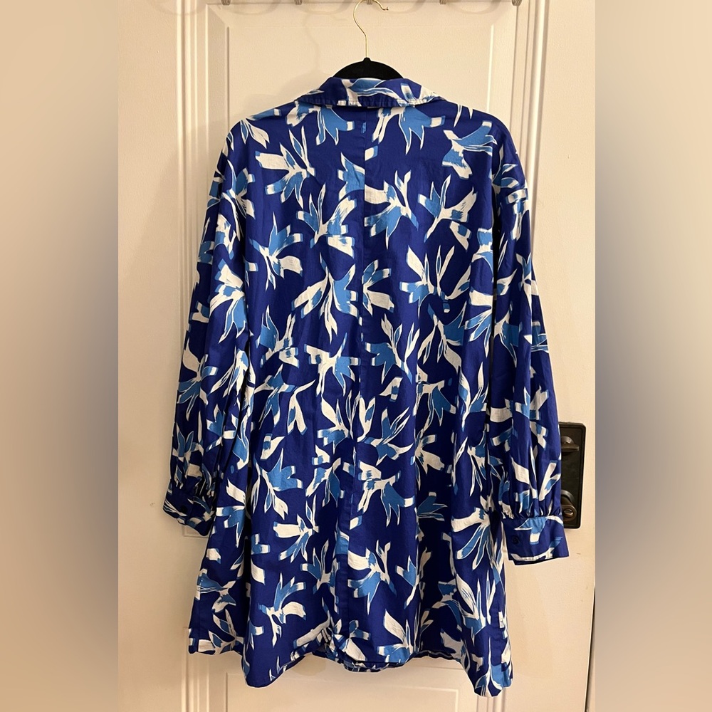 Scoop NYC Printed Shirtdress - Picture 2 of 6